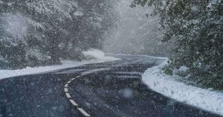 Arctic blast threatens West Virginia with cold snap before Christmas week warm front