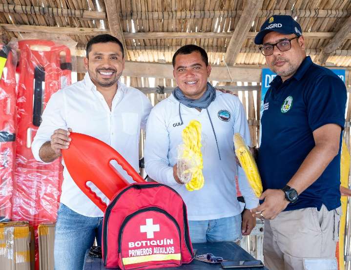 La Guajira capacita a prestadores turísticos y entrega kits para emergencias