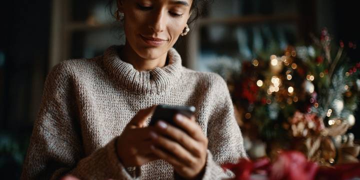 Lista de mensajes amorosos para enviar en Navidad, según la IA, si quieres volver con tu pareja