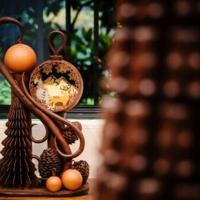 Rich art: French pastry chefs auction chocolate sculptures