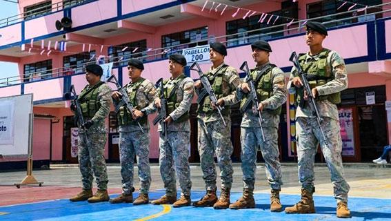 ONPE dará facilidades para que voten miembros de la Policía y las Fuerzas Armadas