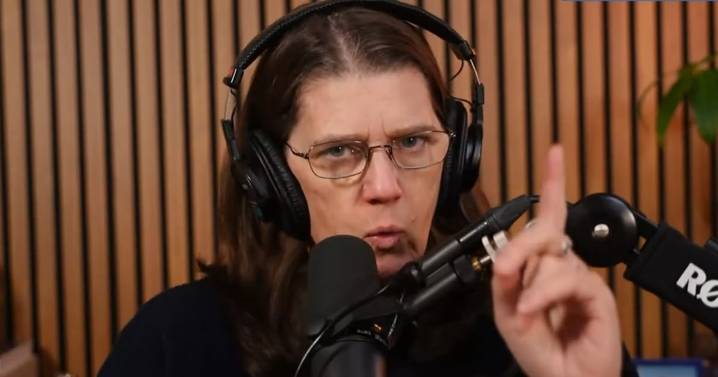 Trump's Niece Mary Reveals Why Uncle Donald Is So 'Damaged and Needy'