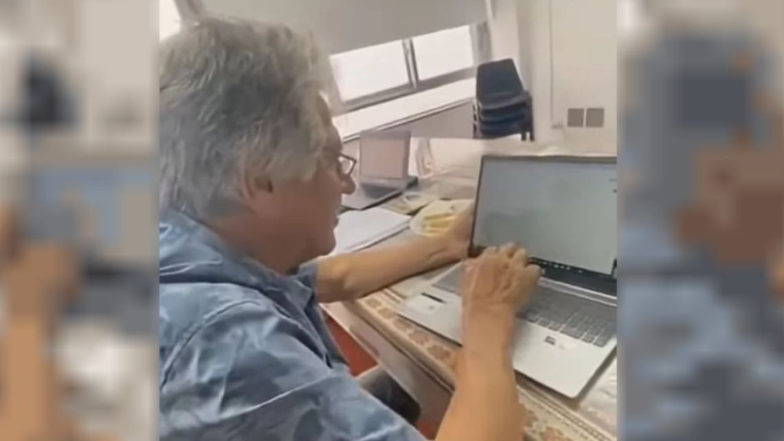 Nunca es tarde: el "Pato" Fillol volvió a la secundaria y se sacó un 10 en su primer exámen