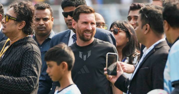 Visita de Lionel Messi en la India termina en desastre; organizador del evento fue detenido