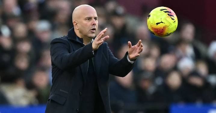 Liverpool latest: Arne Slot ignored advice as Reds star makes telling 'no point' claim