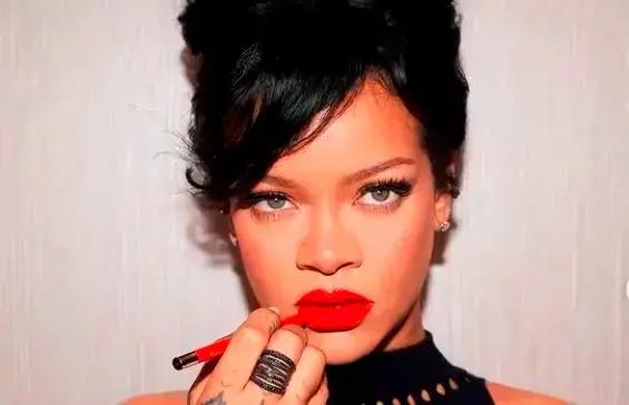 La famosa marca de maquillaje de Rihanna llega este diciembre a Colombia: aquí los detalles