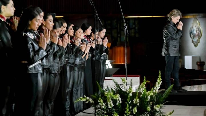 Te contamos quiénes y qué cantaron en "Las Mañanitas a la Virgen" en TV Azteca