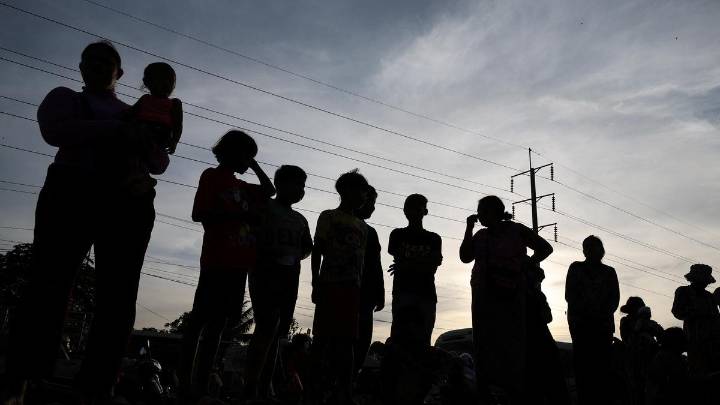 Thailand declares curfew along coast as Cambodia border fighting spreads