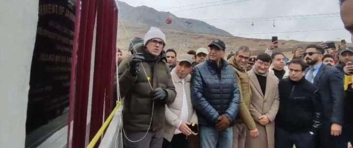 CM Omar Inaugurates World’s Highest Revolving Restaurant, Conference Hall at Gulmarg