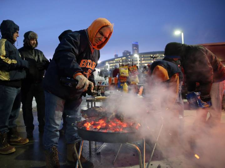 Column: To freeze or not to freeze? That’s the question facing Chicago Bears fans when pondering new stadium.