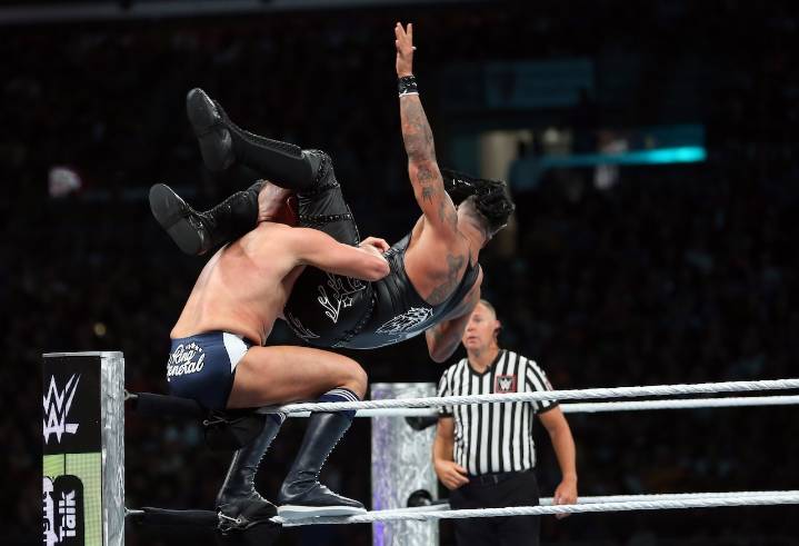 Two ways to watch WWE Smackdown live stream without Fubo today (12/5/25)