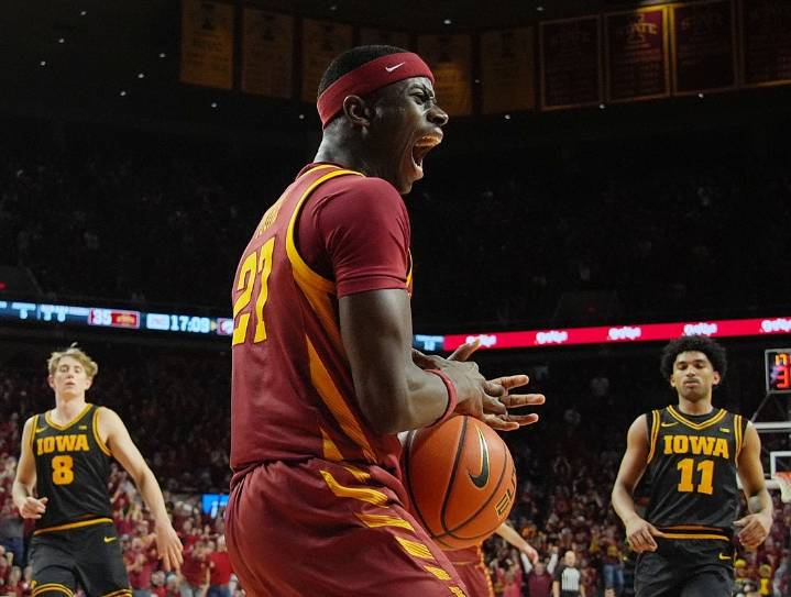 Deadspin | No. 4 Iowa State looks to stay hot vs. injury-riddled Eastern Illinois