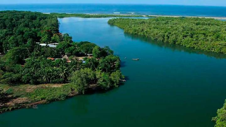 Estudio en El Salvador revela muerte lenta del Río Lempa