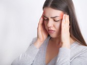 Migraña hormonal: causas, síntomas y tratamientos avalados por especialistas