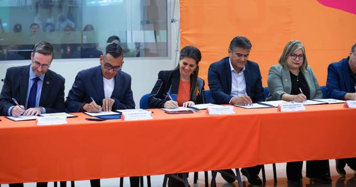 Gobierno y universidades consolidan compromiso con la juventud de NL