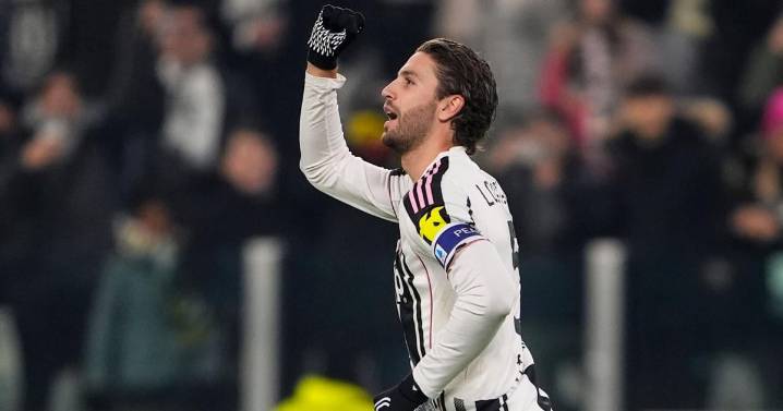 Juventus advances to Italian Cup quarterfinals with 2