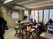 Era una casa de 2 habitaciones, ahora es comedor y centro comunitario