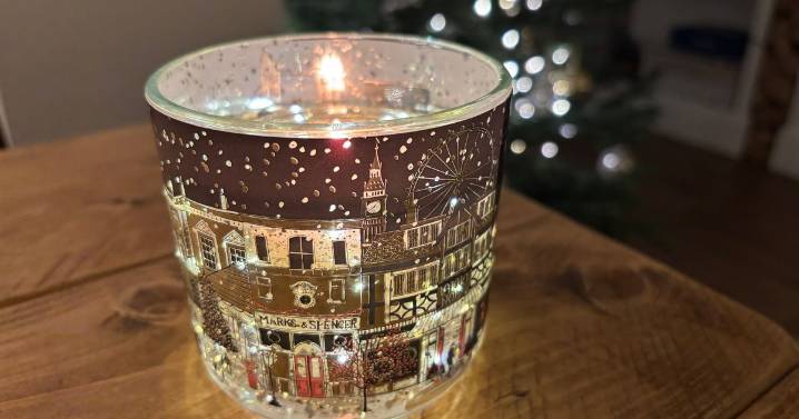 12 best cosy Christmas candles including Yankee Candles for £2.50 and NEOM favourites