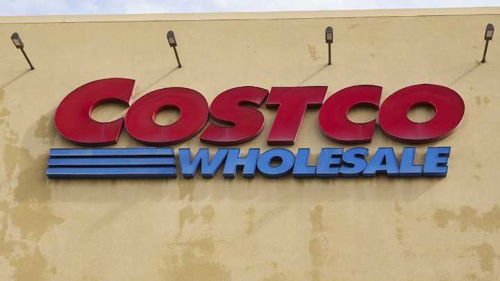 Costco sues the Trump administration, seeking a refund of tariffs
