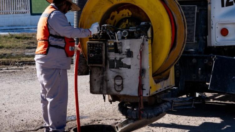 Concluyen trabajos para desazolvar drenaje en Villas de Alcalá