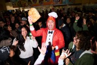 At sunset, Filipino grocery store Seafood City turns into a viral late