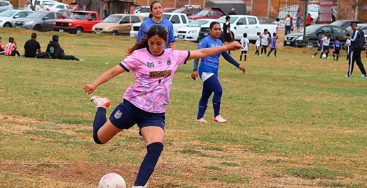 UMSNH se afianza en el liderato de la Liga Municipal