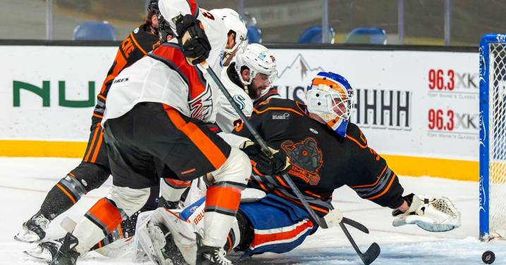 Komets blow two goal lead in final minutes against Kansas City