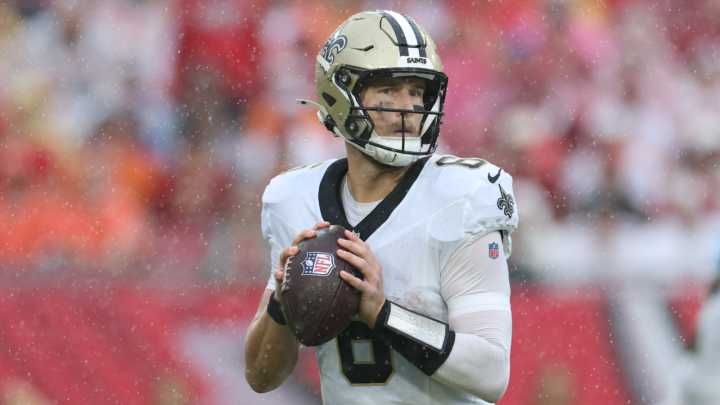 Week 14 fantasy football takeaways: Shough throws his hat in the ring