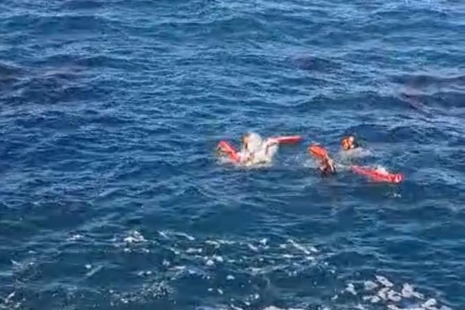 Rescatan a un hombre que cayó en la costa en Bajamar en Ensenada