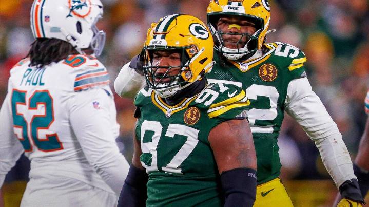 Packers’ Jeff Hafley gives spirited Rashan Gary defense after 6th