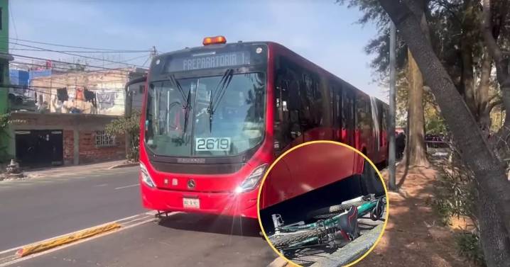 Fatal accidente en La Joya: ciclista invade carril del Metrobús en la GAM y pierde la vida