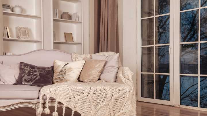 Add Color To Your Home With This Winter