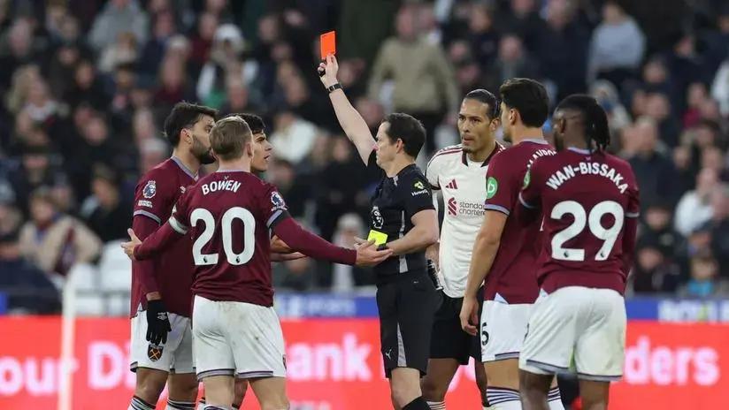 Lucas Paquetá se disculpa tras su expulsión ante Liverpool: "No está bien y está sufriendo"