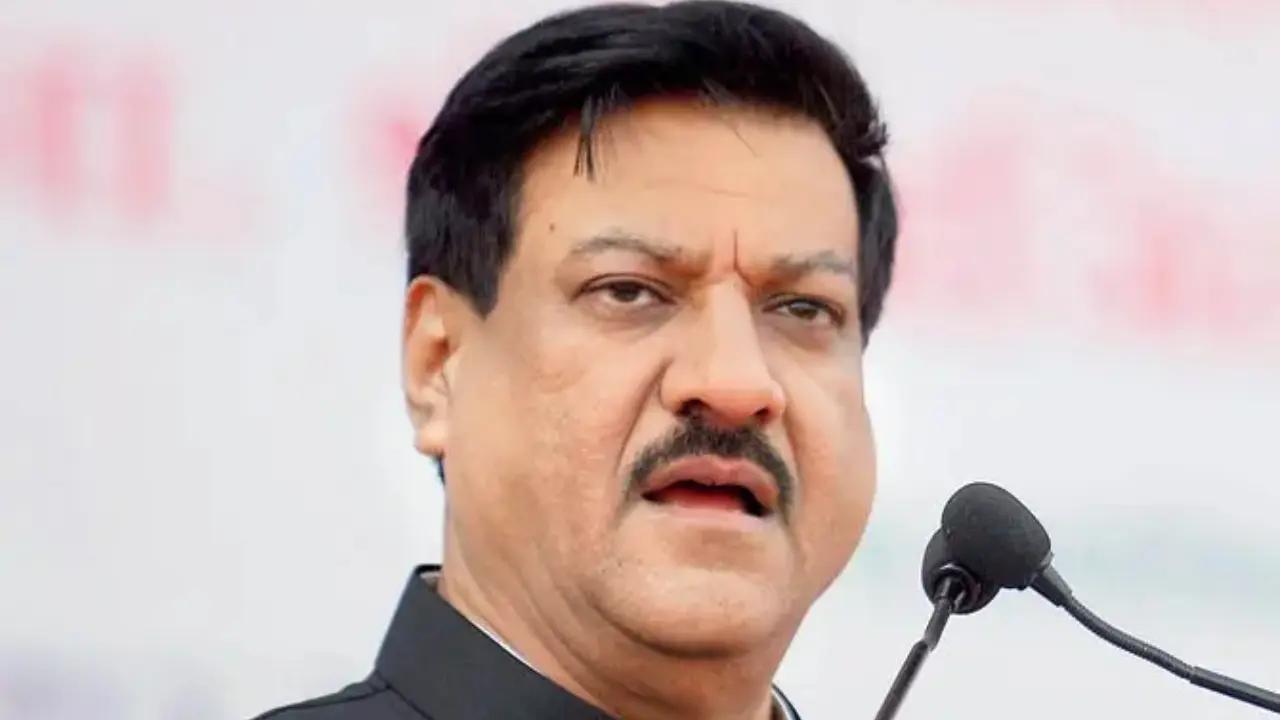 IndiGo crisis: Prithviraj Chavan demands demands aviation minister’s resignation