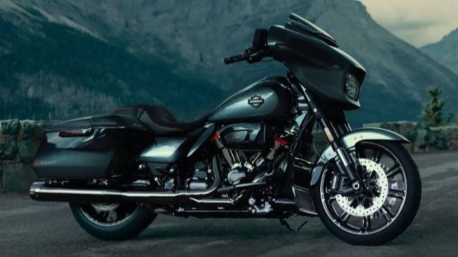 Harley-Davidson CVO Street Glide arrives in India at Rs 63.03 lakh