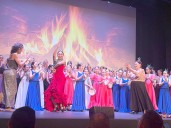 Alumnos de danza española muestran su talento en la Casa de la Cultura