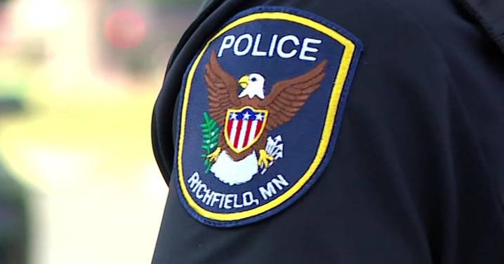 Neighbors witness man "dragging a dead body" from Twin Cities apartment, police say