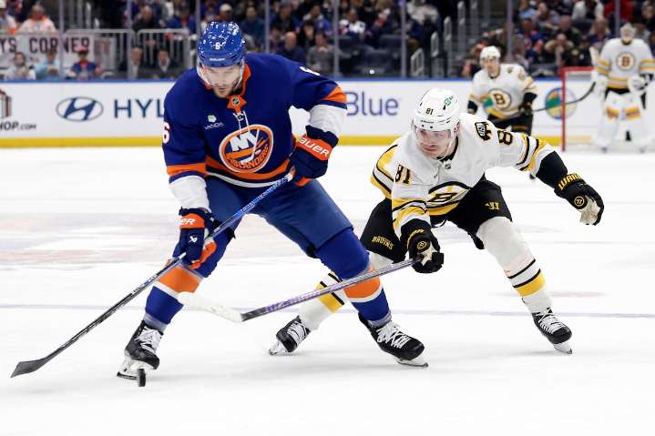 Watch Islanders vs. Golden Knights NHL game tonight, free Streameast alternatives, start time, TV channel