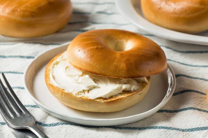 What Happens to Your Blood Sugar When You Eat a Bagel