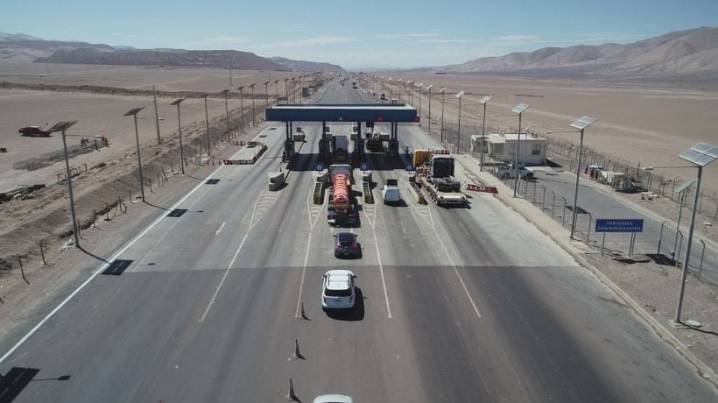 MOP proyecta inusual alza de casi 50% en el flujo vehicular por rutas de Antofagasta durante fin de semana largo