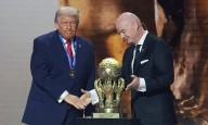 La FIFA otorga su recién creado Premio de la Paz a Trump