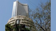 Indian markets fall for 3rd straight session amid Fed policy caution, foreign fund outflows