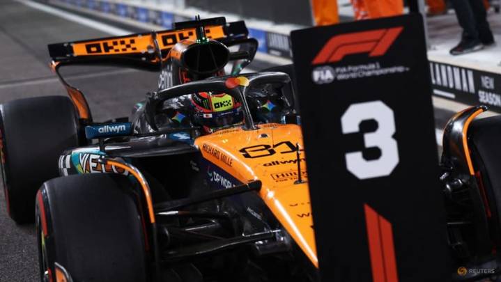 Motor racing–McLaren's Piastri not giving up on taking title from third on grid