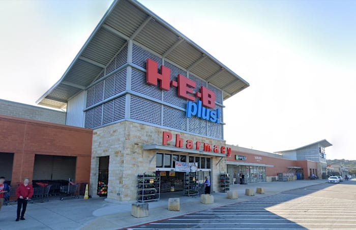 H-E-B warns customers about online scam that promises gift cards, shopping sprees
