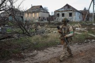 Zelensky to meet European leaders for talks on peace plan, security guarantees