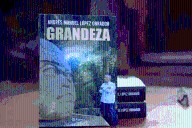 REGALADOS POR MONTÓN: Al Senado llegan 17 mil ejemplares de ‘Grandeza’, el libro de Andrés Manuel López Obrador; serán repartidos como ‘regalo navideño’ de Adán Augusto