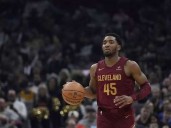 Cleveland se enfiló al triunfo en los hombros de Mitchell