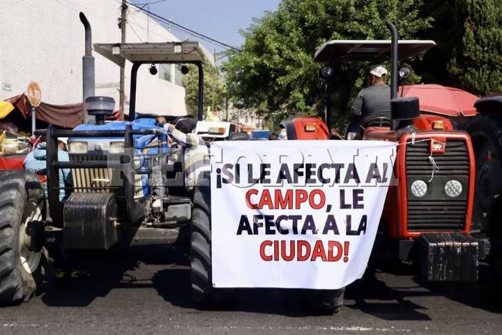 Amagan campesinos con escalar protesta por Ley de Aguas