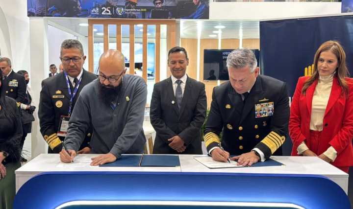 Contrato para construir buque BAL-C fue firmado por Ungrd y Armada