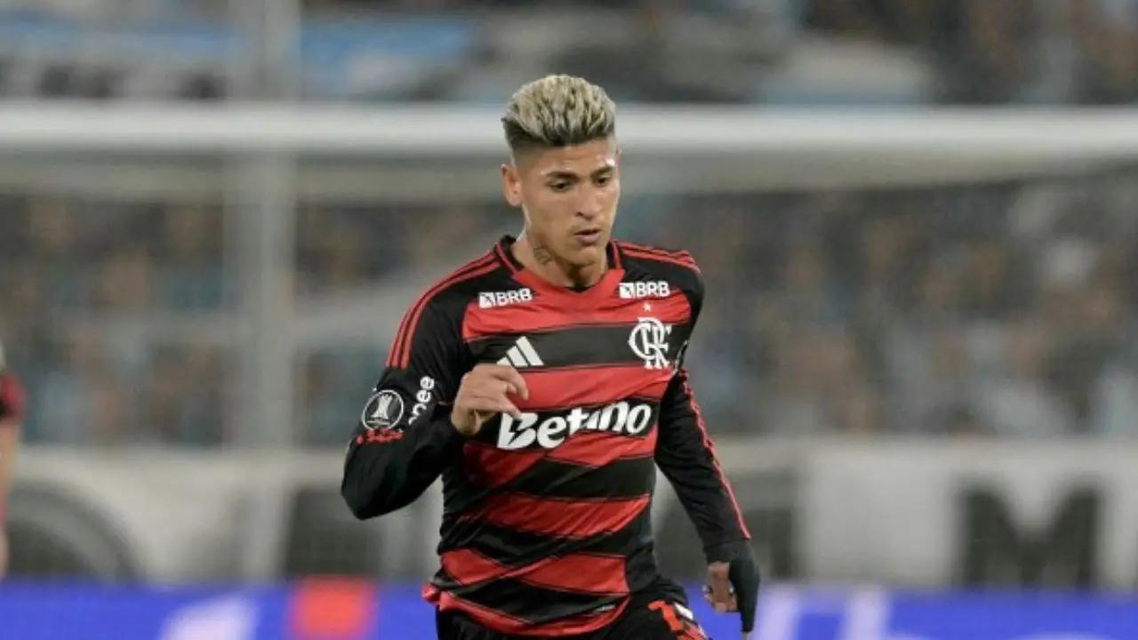 Jorge Carrascal la rompe en Flamengo y un grande de Europa lo busca: ¿le conviene para el Mundial?